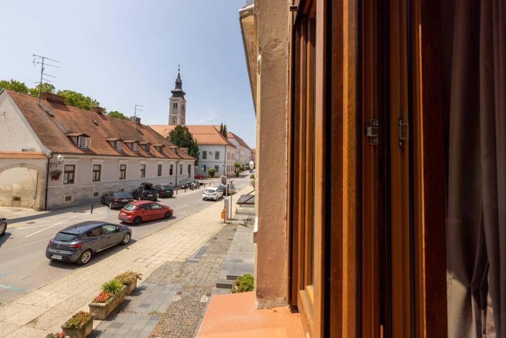 Apartman Gaudeamus Apartment Varazdin Exterior photo