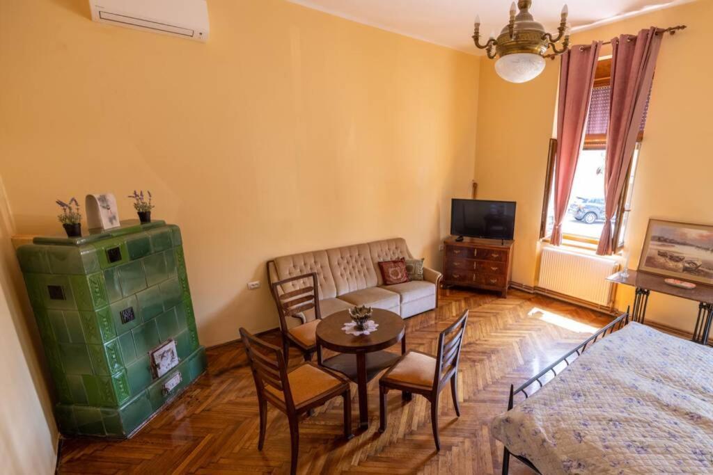 Apartman Gaudeamus Apartment Varazdin Exterior photo