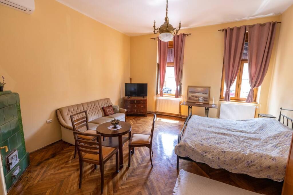 Apartman Gaudeamus Apartment Varazdin Exterior photo